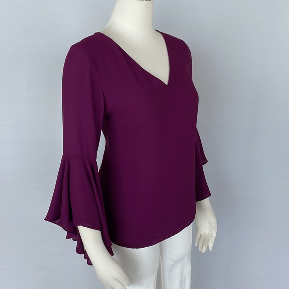NWOT WHBM Drape Back Bell Sleeve Blouse 0 - Picture 5 of 10
